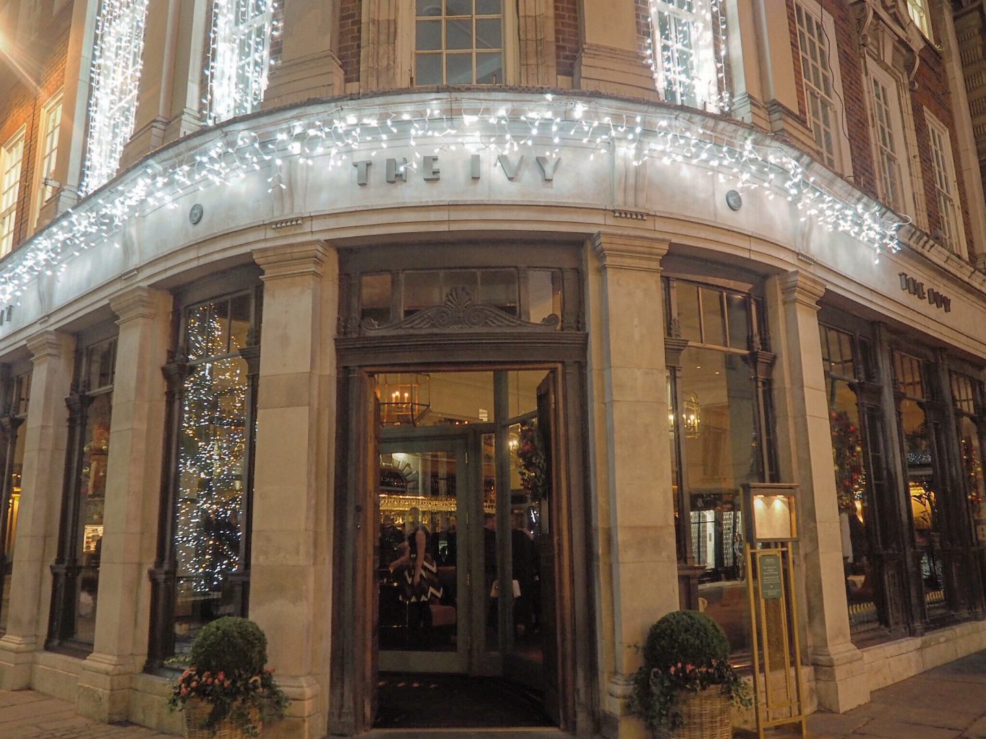 The-Ivy-York-Restaurant